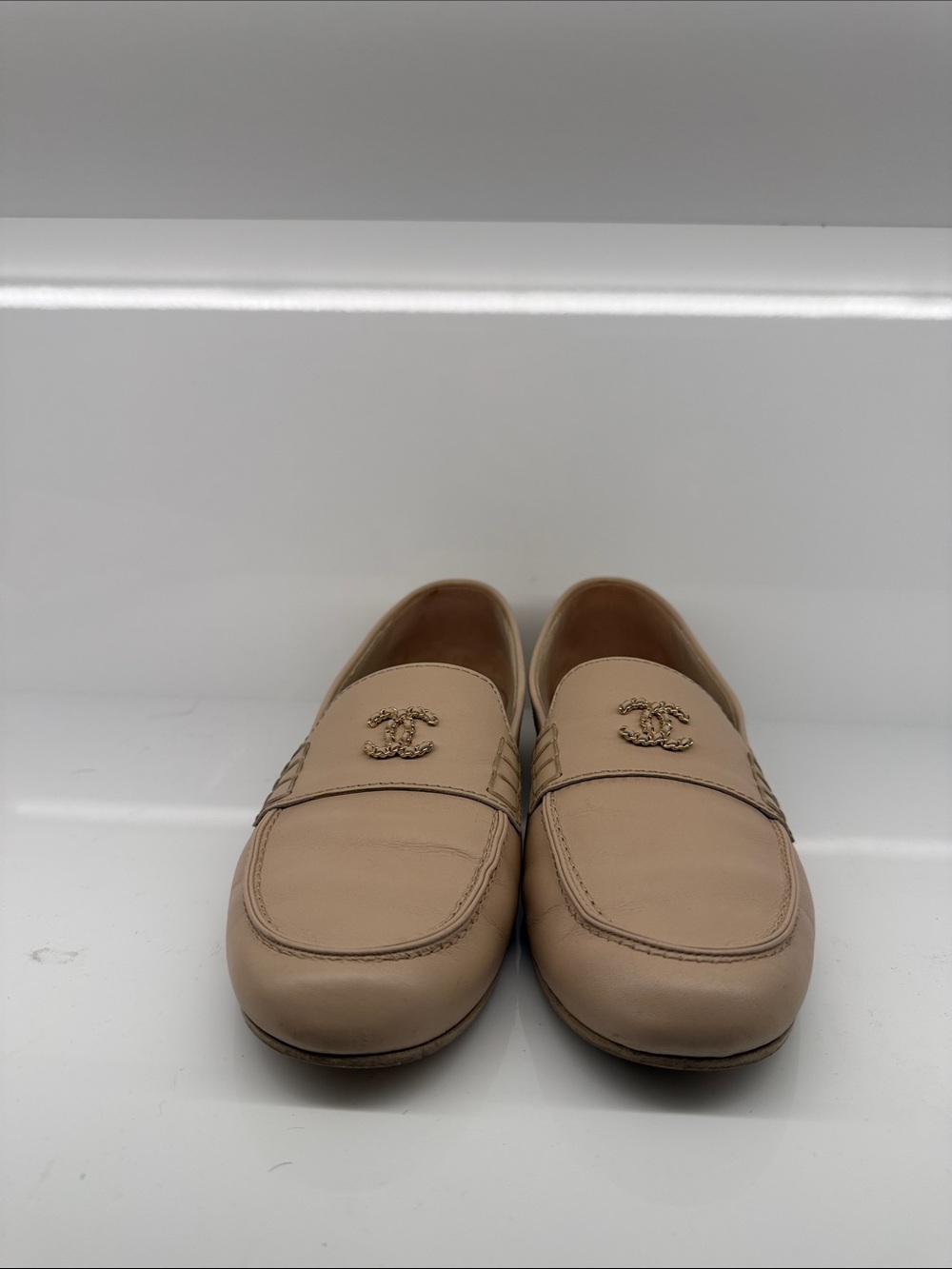 CHANEL Men’s Nude Leather CC Logo Loafers